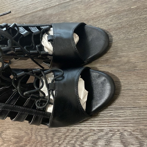 NWT BURJU Tiyah Open Toe Strappy Lace Up Heeled Sandals | Size 11 - Picture 4 of 11